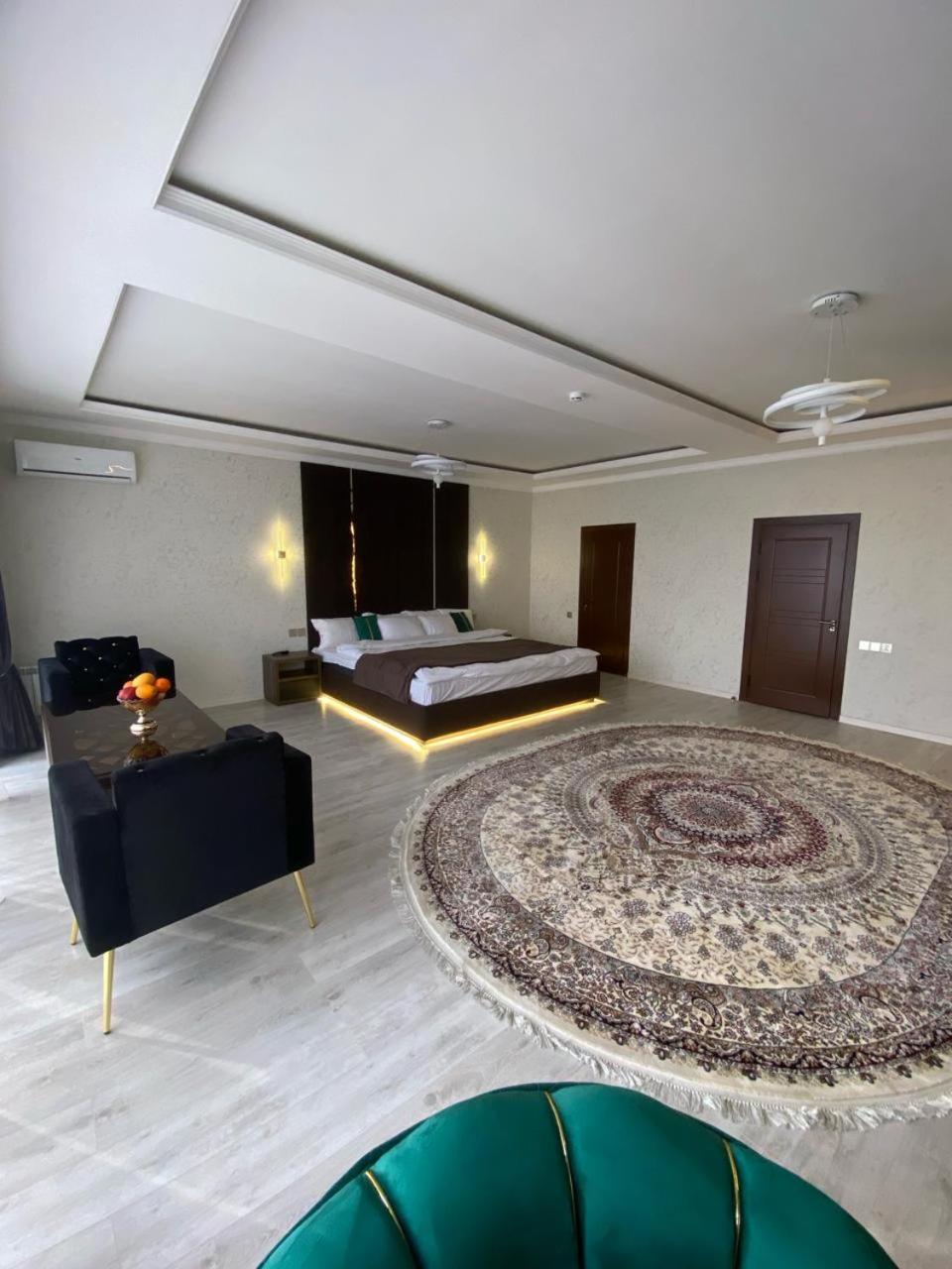 Baland Hotel Душанбе Экстерьер фото
