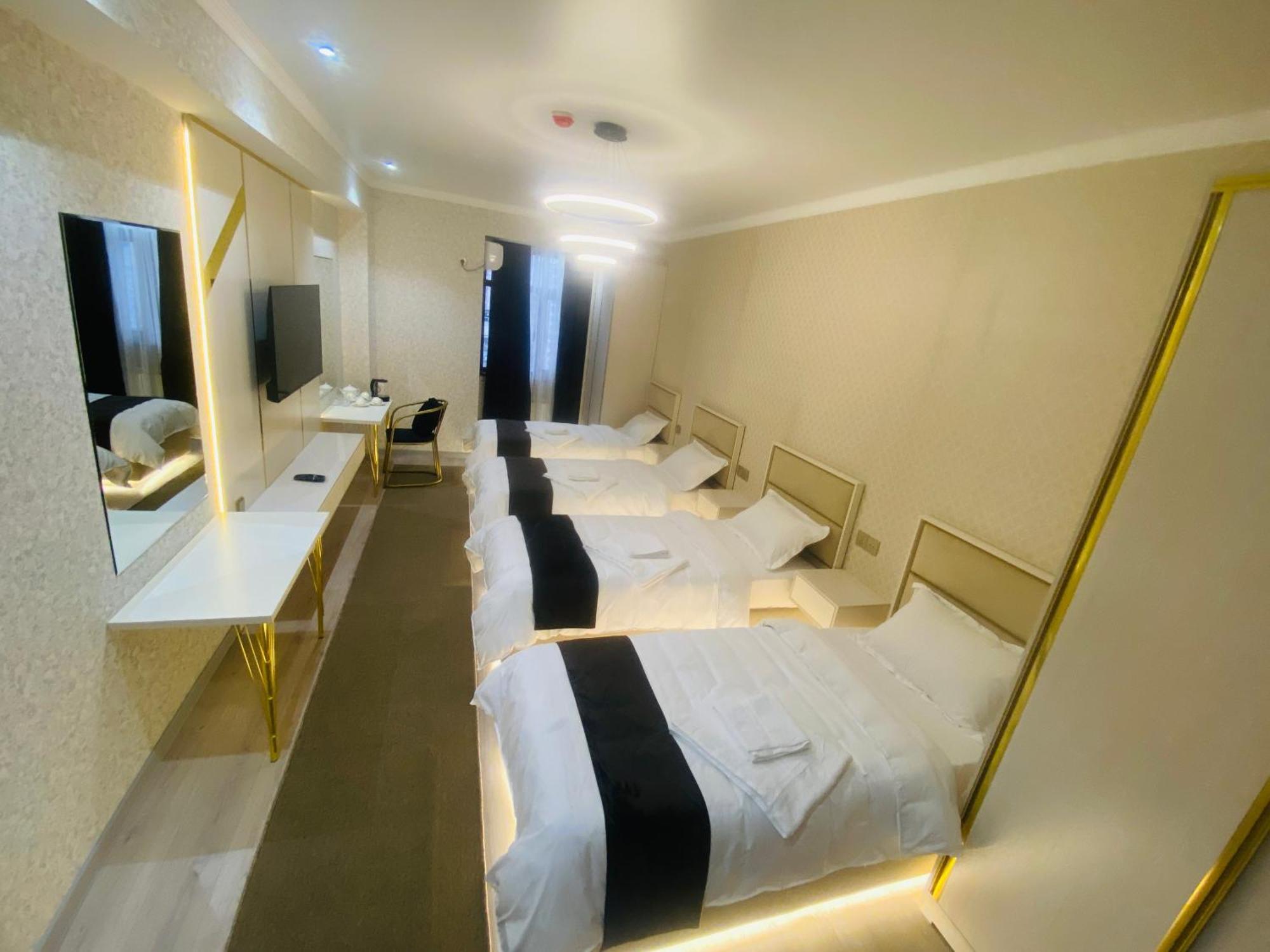 Baland Hotel Душанбе Экстерьер фото