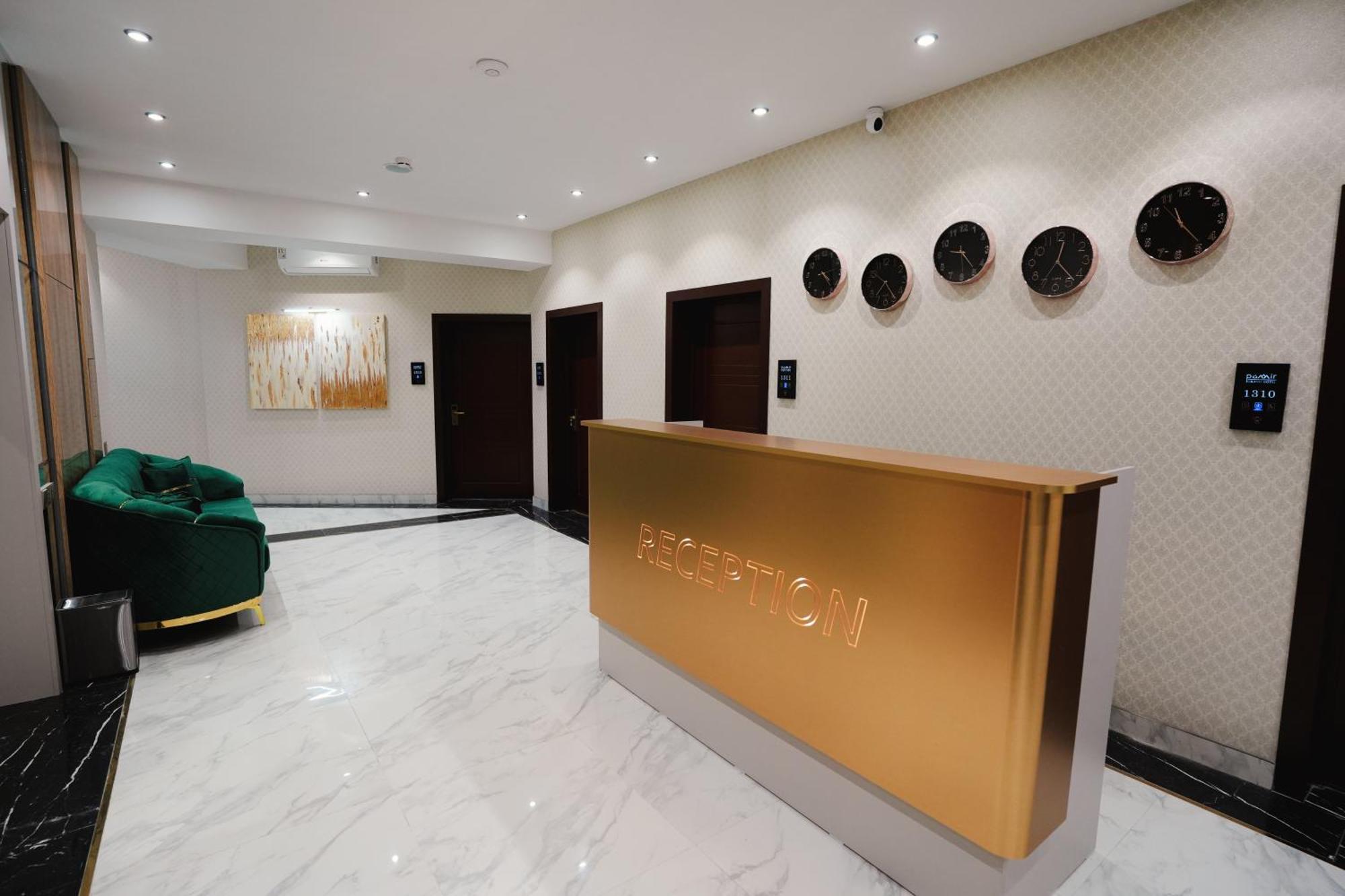 Baland Hotel Душанбе Экстерьер фото