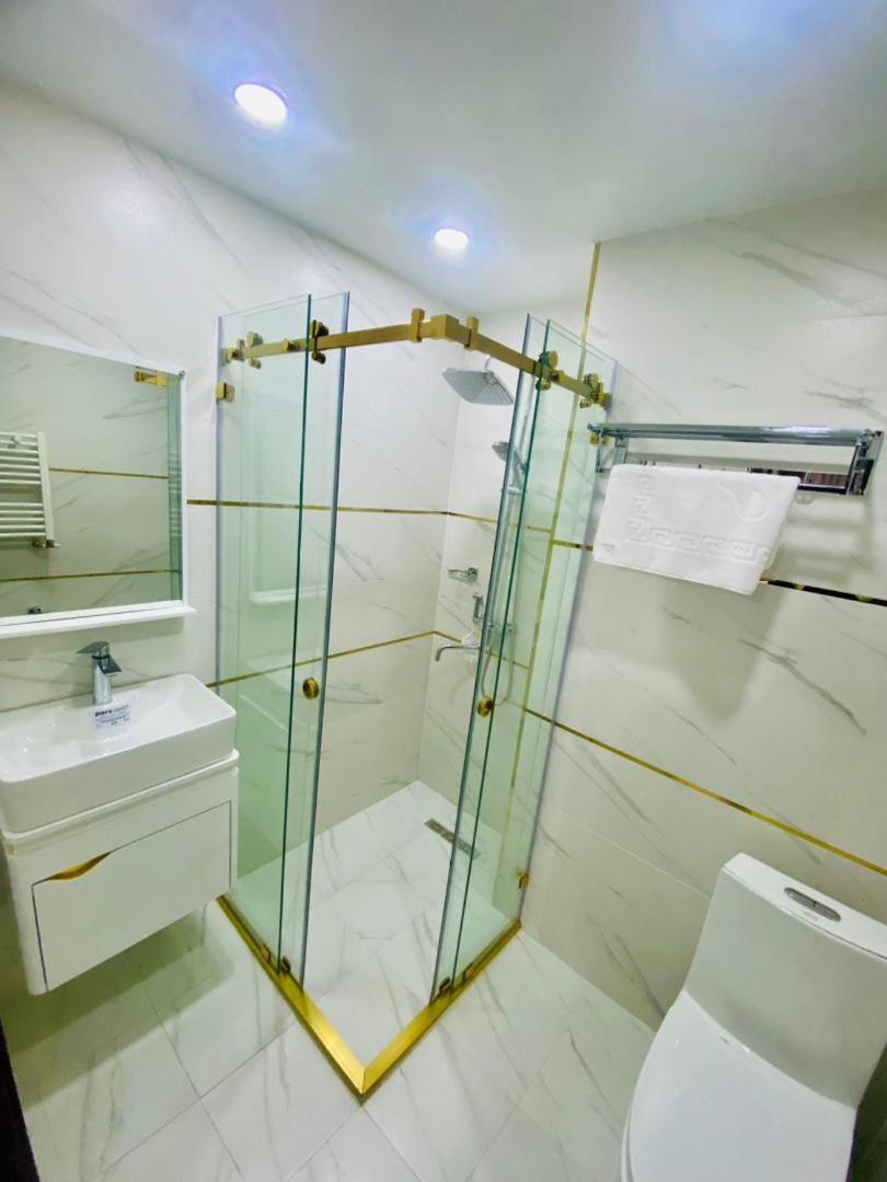 Baland Hotel Душанбе Экстерьер фото
