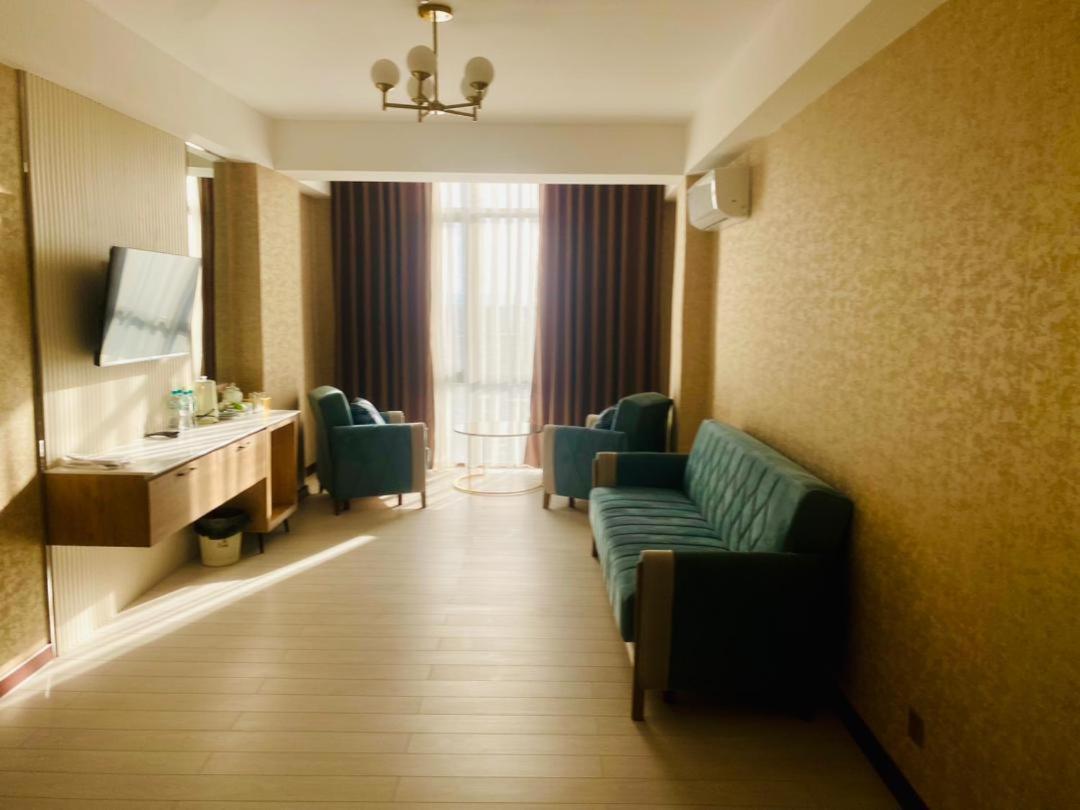 Baland Hotel Душанбе Экстерьер фото